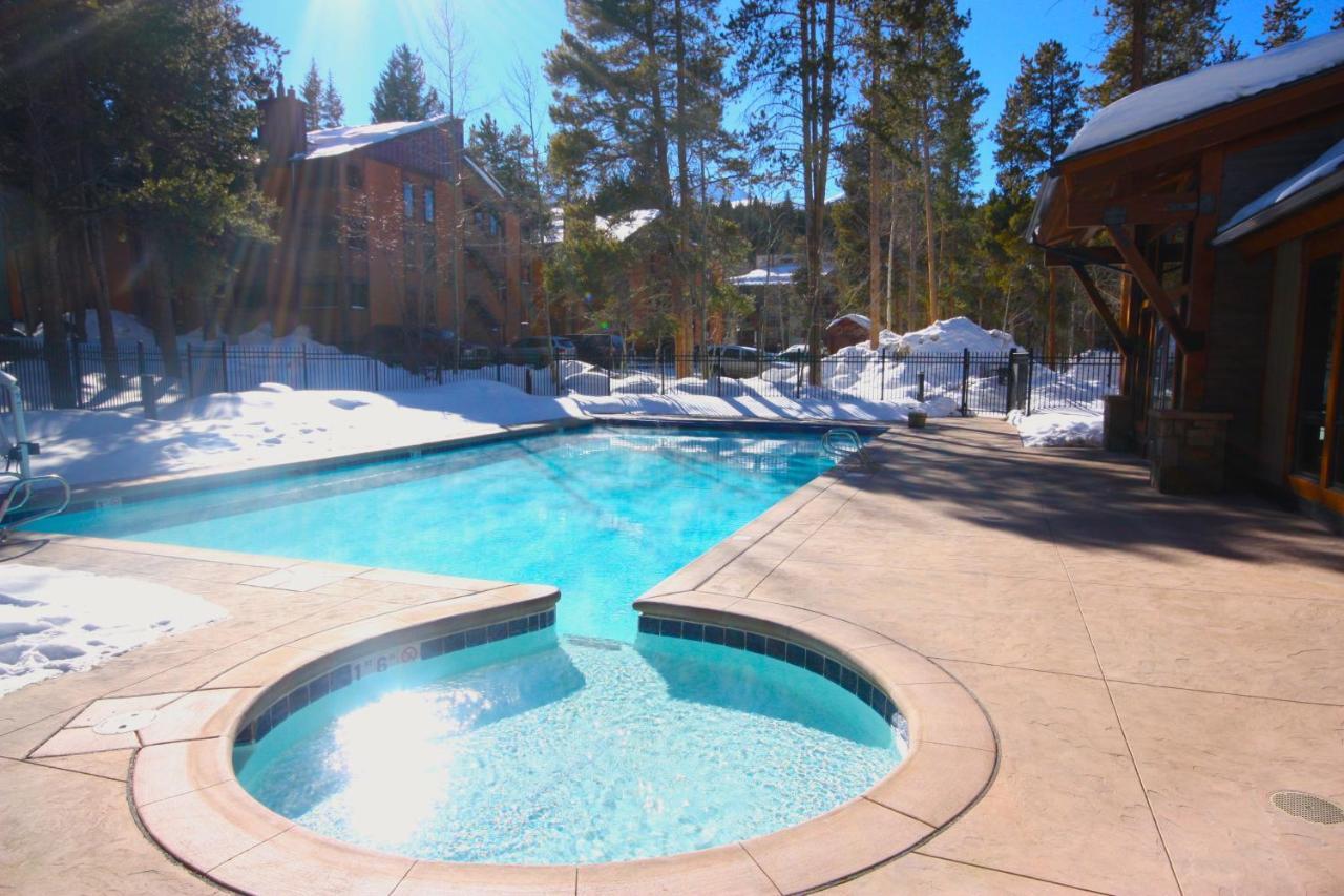 Pinecreek #E - 3 Bedroom - Pool And Hot Tub Access - Close To Town - Shuttle To Slopes Breckenridge Exterior photo